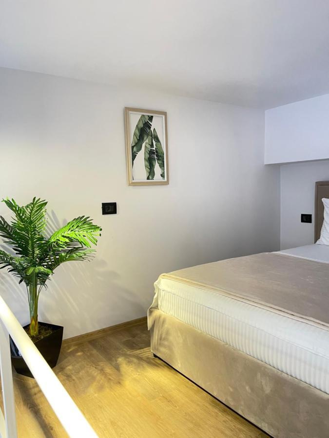 Duplex Lungomare Suites Vlorë Eksteriør bilde