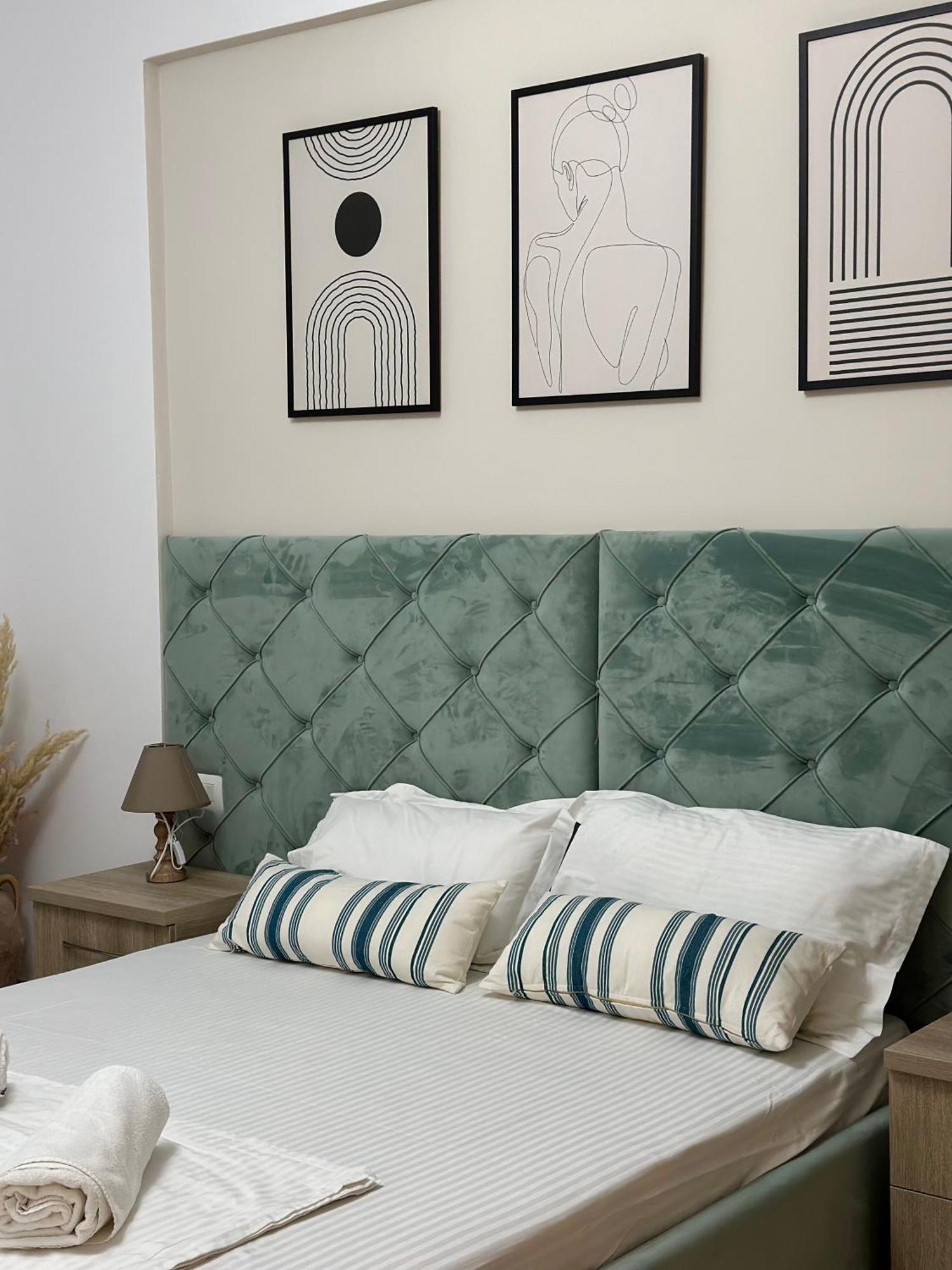 Duplex Lungomare Suites Vlorë Eksteriør bilde